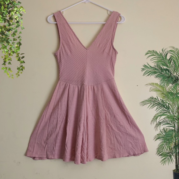 silence + noise Dresses & Skirts - Silence + Noise Pale Pink Dress